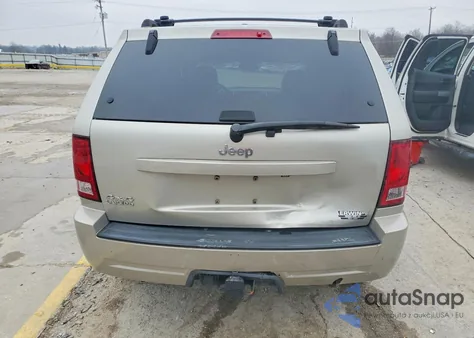 2010 Jeep Grand Cherokee Laredo z USA, uszkodzony, nr VIN 1J4PR4GK1AC123089